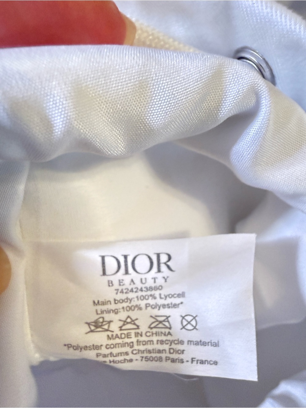 Dior Beauty White Embroidered Drawstring Pouch - Picture 4 of 4